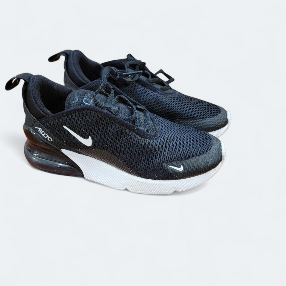Nike Air 270 Black and White Sneakers Boys 2y